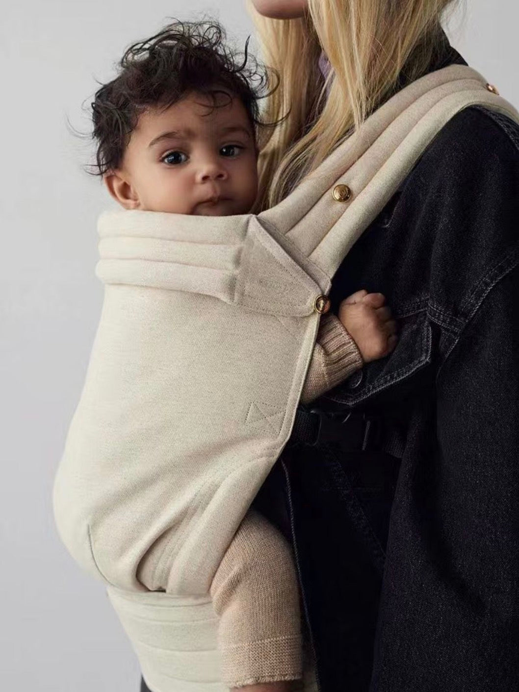 Porte-bébé ergonomique Essentiel 🤍